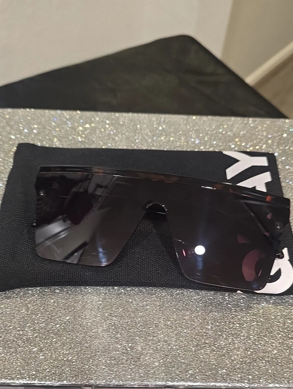 Quay Australia Hindsight Shield Sunglasses- Tortoise/Smoke Taupe